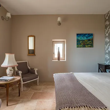 Chateau Montplaisir Charming In Provence Valreas