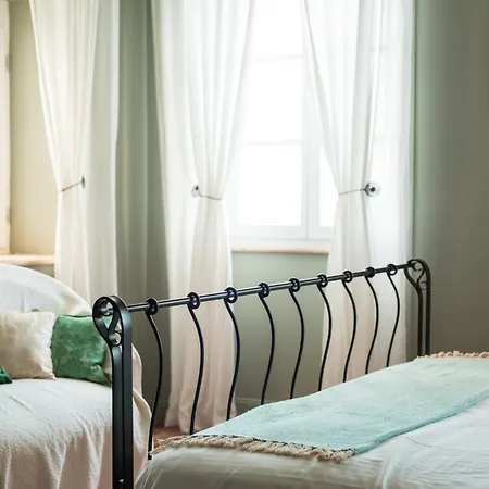 Chateau Montplaisir Charming In Provence Guest house Valreas