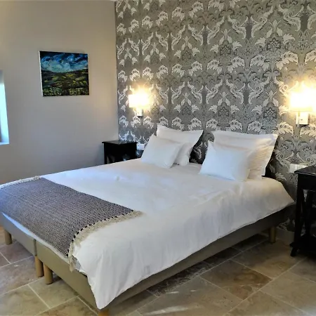 Chateau Montplaisir Charming In Provence Pensionat Valréas